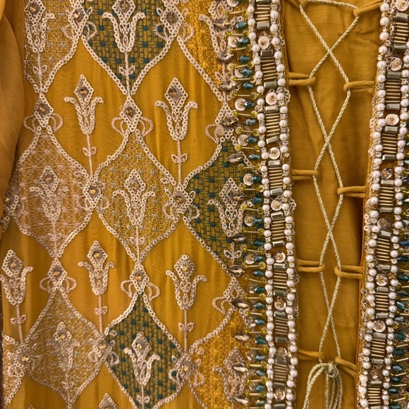 Pakistani Gharara Suit - Yellow + Emerald Green - Size Large - Picture 4 of 6